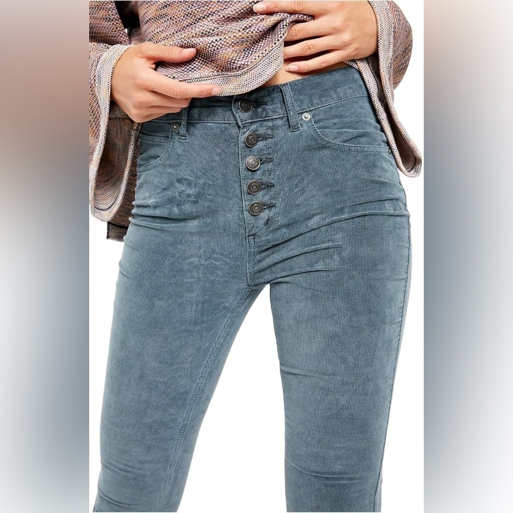 691 - We the Free (Free People) NWT Green Corduroy Jeans, Size 29